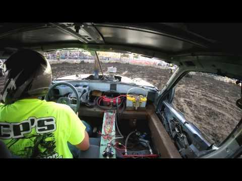 LUMINA VS FULLSIZE DEMOLITION DERBY CARS!